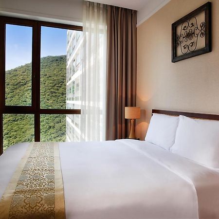 Serenity Coast All Suite Resort Szanja Kültér fotó