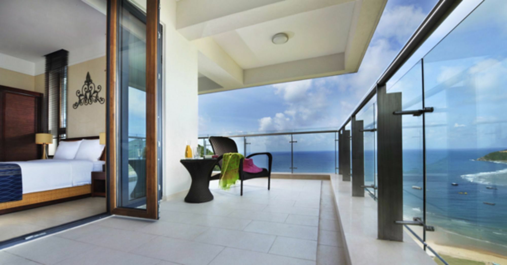 Serenity Coast All Suite Resort Szanja Kültér fotó
